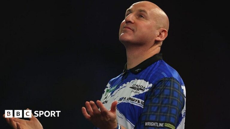 PDC World Darts Championship 2026: Alan Soutar wins epic with Teemu Harju after missing 15 match darts Alan Soutar raises his hands at Alexandra Palace