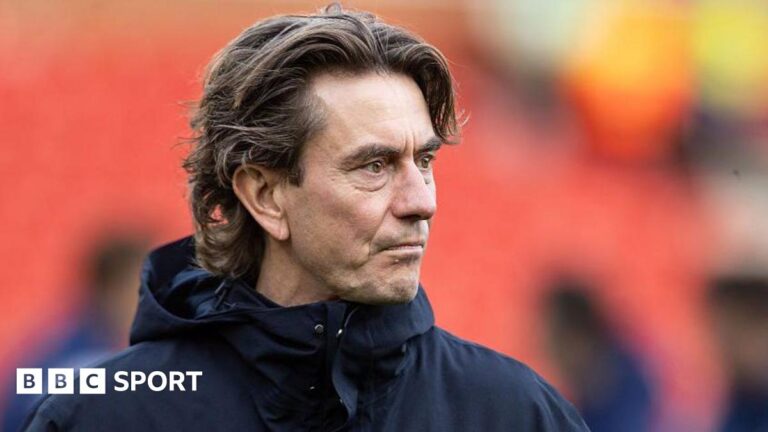 Thomas Frank: Tottenham manager insists players are “still with me” Tottenham Hotspur manager Thomas Frank looks on