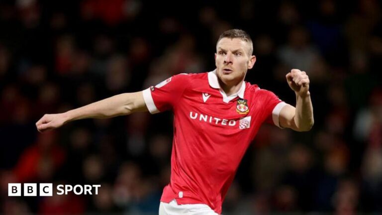 Bradford City sign forwards Kayden Jackson and Paul Mullin Paul Mullin runs into space for Wrexham while keeping his eye on the ball