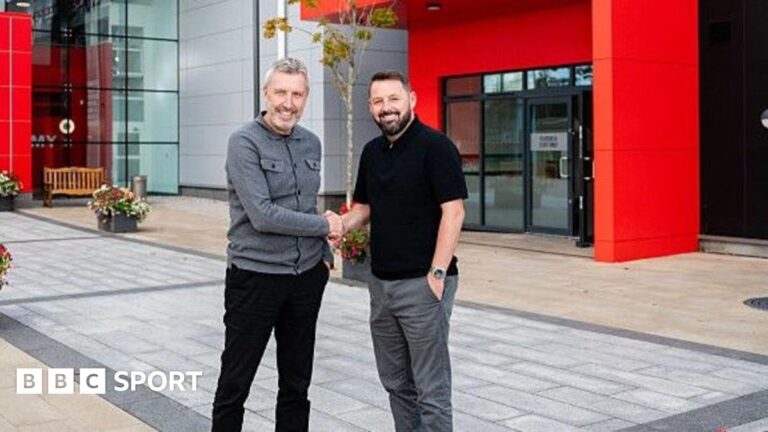 Man Utd’s new academy chief Stephen Torpey outlines his vision Manchester United's head of academy Stephen Torpey (right) with director of football Jason Wilcox
