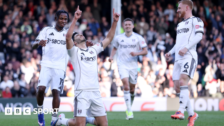 Raul Jimenez: How Fulham striker thrives from stuttering penalty style Raul Jimenez