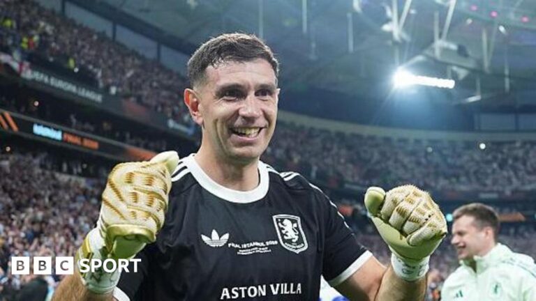 Aston Villa goalkeeper Emiliano Martinez