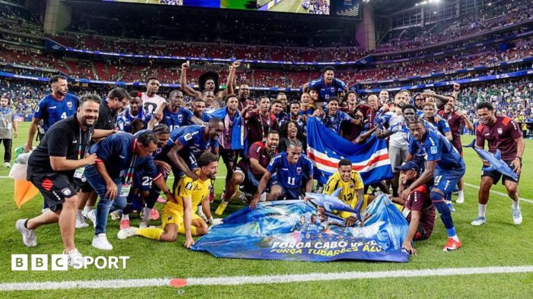 Players of Cape Verde celebrating the qualification to the round of 32 after the World Cup match against Saudi Arabia