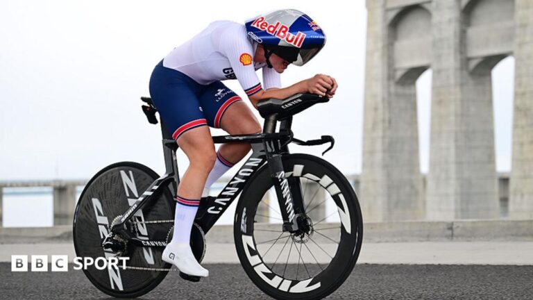 Cycling World Road Championships: GB’s Zoe Backstedt wins women’s time trial silver Zoe Backstedt in Montreal