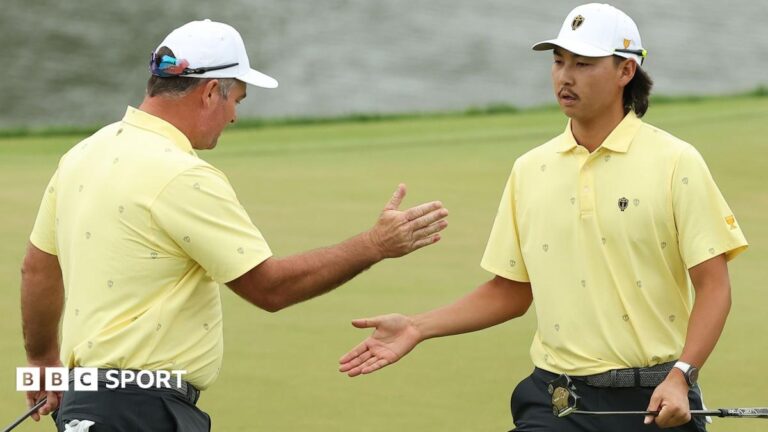 Presidents Cup: International team fight back from 3-2 down to take 7-3 lead over USA Ryan Fox of New Zealand and the International Team and Min Woo Lee of Australia give each other a high five